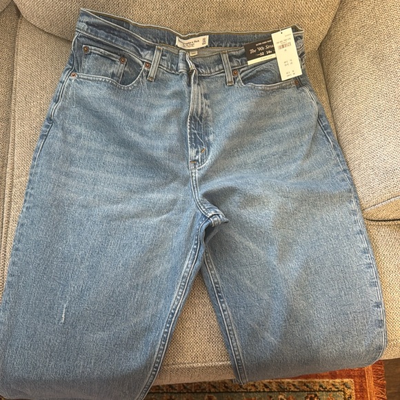 Abercrombie 90s straight ultra high rise jeans - Picture 2 of 6
